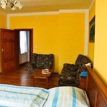 Hostinec A Penzion U Rezku Jistebnice エクステリア 写真