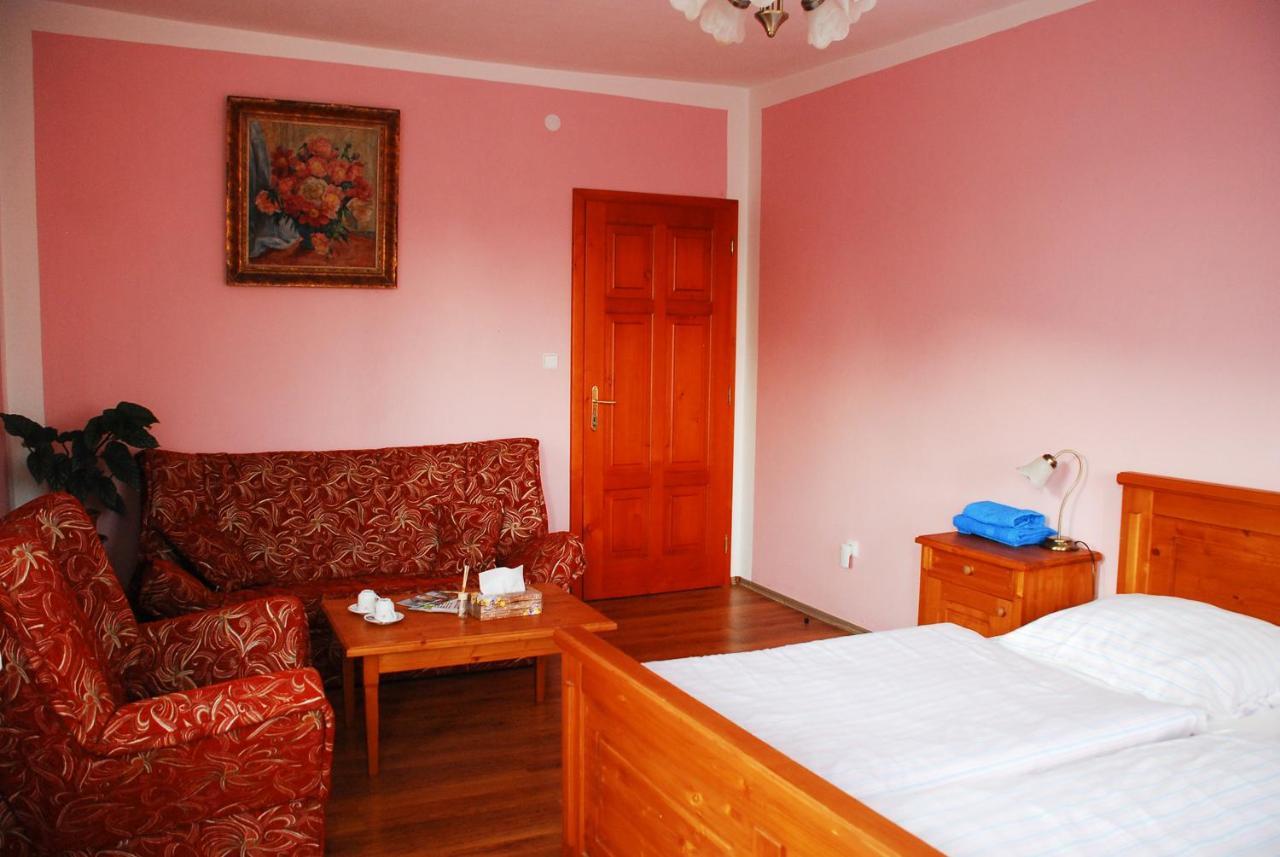 Hostinec A Penzion U Rezku Jistebnice エクステリア 写真